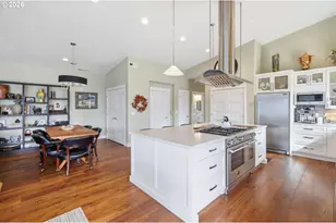 1308 E Main St, Cottage Grove, OR 97424 - Photo 7