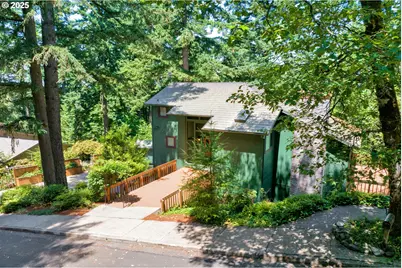 3574 Spring Blvd, Eugene, OR 97405 - Photo 3