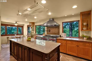 3574 Spring Blvd, Eugene, OR 97405 - Photo 11