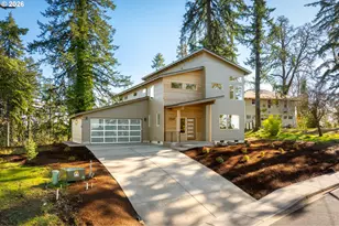 2969 Capital Dr, Eugene, OR 97403 - Photo 1