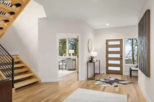 2969 Capital Dr, Eugene, OR 97403 - Photo 3