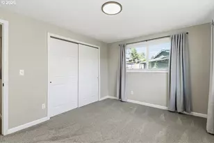 227 NE Paloma Ct, Gresham, OR 97030 - Photo 33