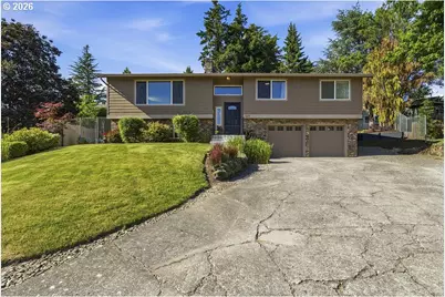227 NE Paloma Ct, Gresham, OR 97030 - Photo 1