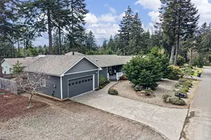 1156 12th St SE, Bandon, OR 97411 - Photo 1