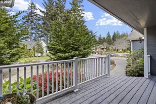 1156 12th St SE, Bandon, OR 97411 - Photo 3