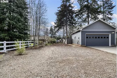 1156 12th St SE, Bandon, OR 97411 - Photo 31