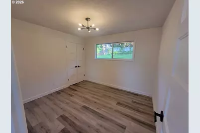 2460 W 21st Ave, Eugene, OR 97405 - Photo 21