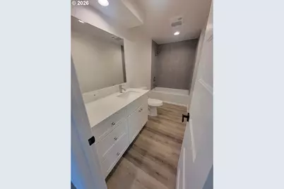 2460 W 21st Ave, Eugene, OR 97405 - Photo 29
