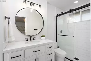 1674 Fircrest Dr, Lake Oswego, OR 97034 - Photo 23