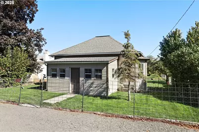 407 SW Fourth St, Grass Valley, OR 97029 - Photo 41