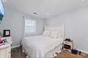 271 NW Sherry St, Winston, OR 97496 - Photo 11