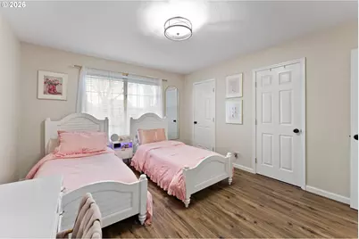 271 NW Sherry St, Winston, OR 97496 - Photo 19