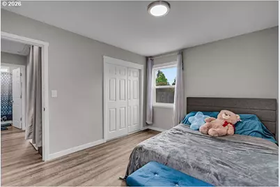 717 20th St, Salem, OR 97301 - Photo 17