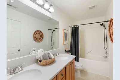 21069 SW Madeira Ter, Sherwood, OR 97140 - Photo 33