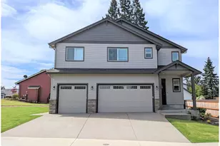 690 E 1st Ave, Estacada, OR 97023 - Photo 1