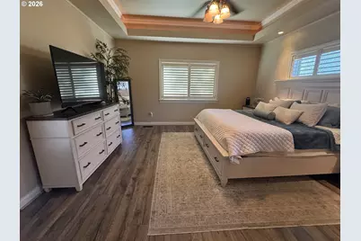 1220 Stonegate Dr, Medford, OR 97504 - Photo 25