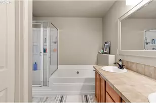 2766 SE Teal Ave, Gresham, OR 97080 - Photo 23