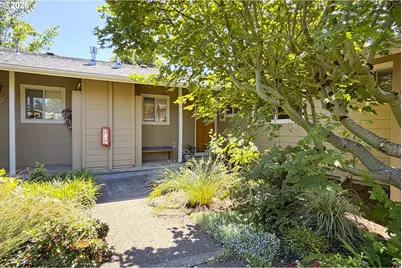 104 SE 73rd Ave, Portland, OR 97215 - Photo 1