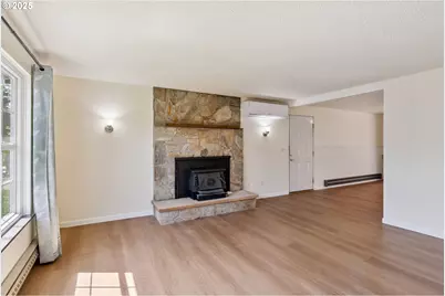 1108 9th St, Hood River, OR 97031 - Photo 9