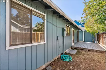 1108 9th St, Hood River, OR 97031 - Photo 41