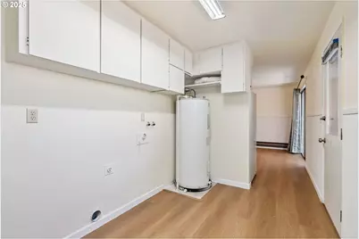 1108 9th St, Hood River, OR 97031 - Photo 15