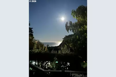 96465 Coverdell Rd #20, Brookings, OR 97415 - Photo 5