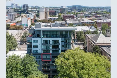 300 NW 8th Ave #604, Portland, OR 97209 - Photo 1