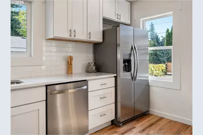 4225 NE Simpson St, Portland, OR 97218 - Photo 15