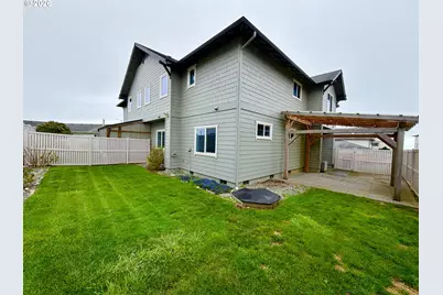 1251 Moore St #A, Brookings, OR 97415 - Photo 13