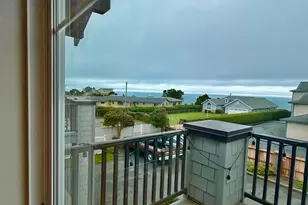 1251 Moore St, Brookings, OR 97415 - Photo 11