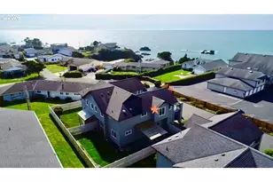 1251 Moore St, Brookings, OR 97415 - Photo 1