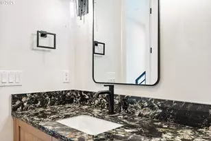 8014 SW Spruce St, Portland, OR 97223 - Photo 17