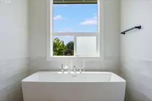 8014 SW Spruce St, Portland, OR 97223 - Photo 21