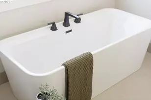 2803 NW 114th Terrace, Portland, OR 97229 - Photo 27