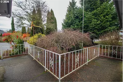 731 NW Baker Creek Rd, McMinnville, OR 97128 - Photo 3