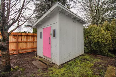 731 NW Baker Creek Rd, McMinnville, OR 97128 - Photo 33