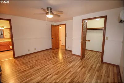 731 NW Baker Creek Rd, McMinnville, OR 97128 - Photo 21