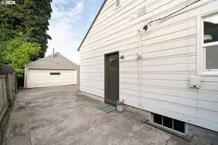 1815 NE Junior St, Portland, OR 97211 - Photo 39