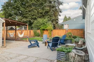 1815 NE Junior St, Portland, OR 97211 - Photo 33