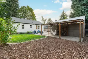 1815 NE Junior St, Portland, OR 97211 - Photo 35