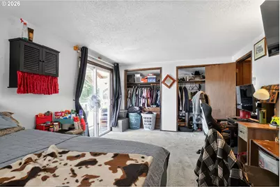 840 S 1st St, Cottage Grove, OR 97424 - Photo 29