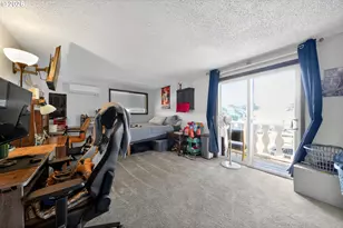 840 S 1st St, Cottage Grove, OR 97424 - Photo 31