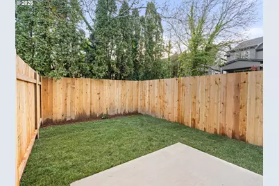 4526 SW Garden Home Rd, Portland, OR 97219 - Photo 9