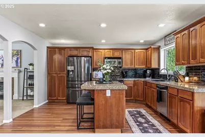 208 Salmonberry Ln, Longview, WA 98632 - Photo 9