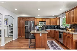 208 Salmonberry Ln, Longview, WA 98632 - Photo 9