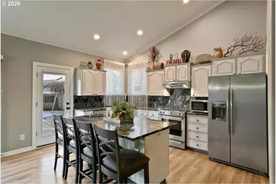 4334 Log Dr, Salem, OR 97305 - Photo 5