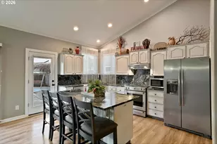 4334 Log Dr, Salem, OR 97305 - Photo 5