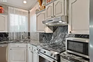 4334 Log Dr, Salem, OR 97305 - Photo 9