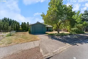 38938 Long Cir, Sandy, OR 97055 - Photo 1