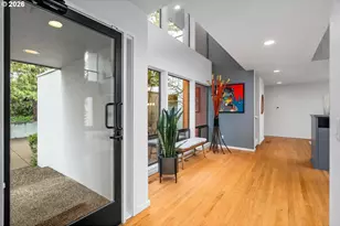 4808 SW Stonebrook Ct, Portland, OR 97239 - Photo 3